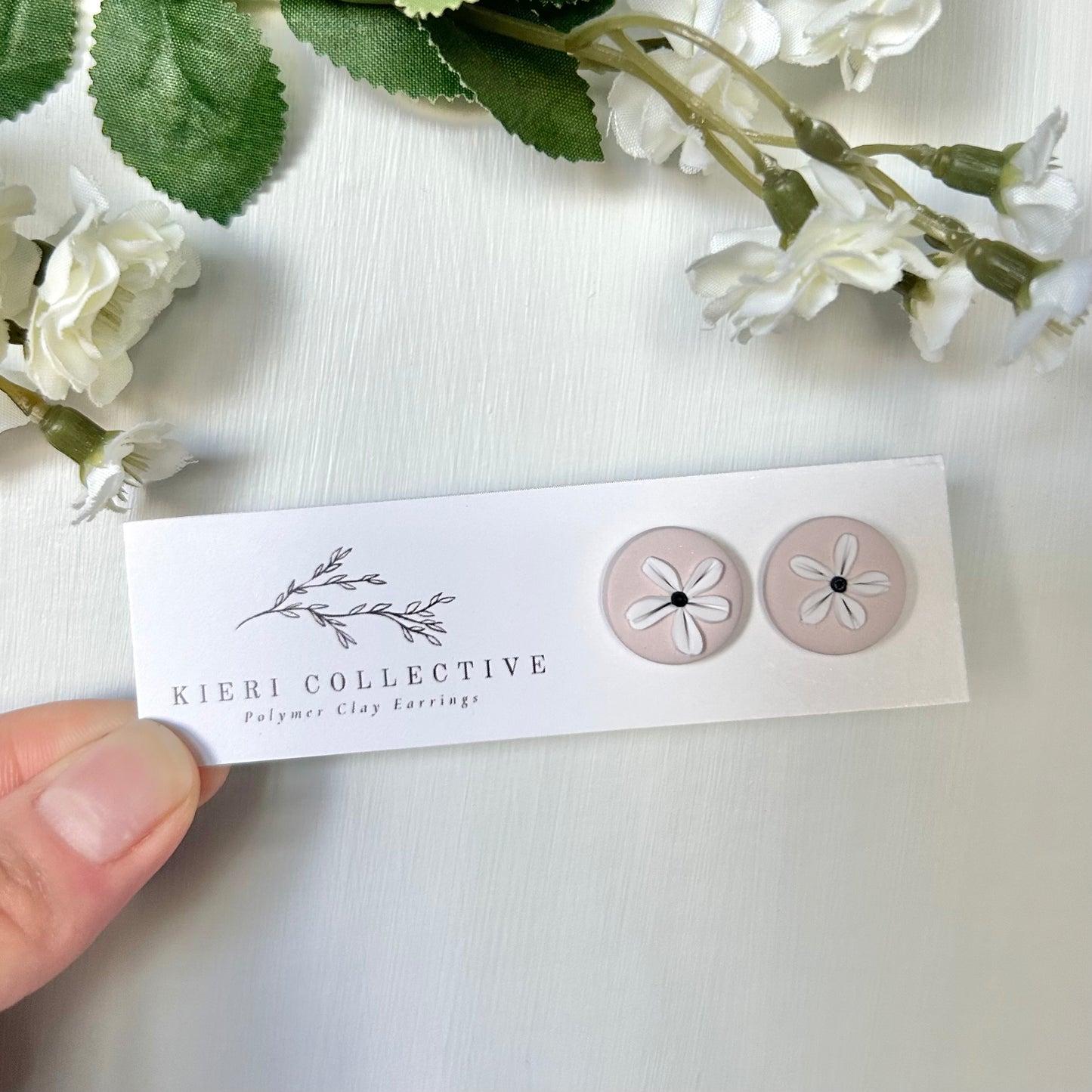 Stud - Beige Large Flower